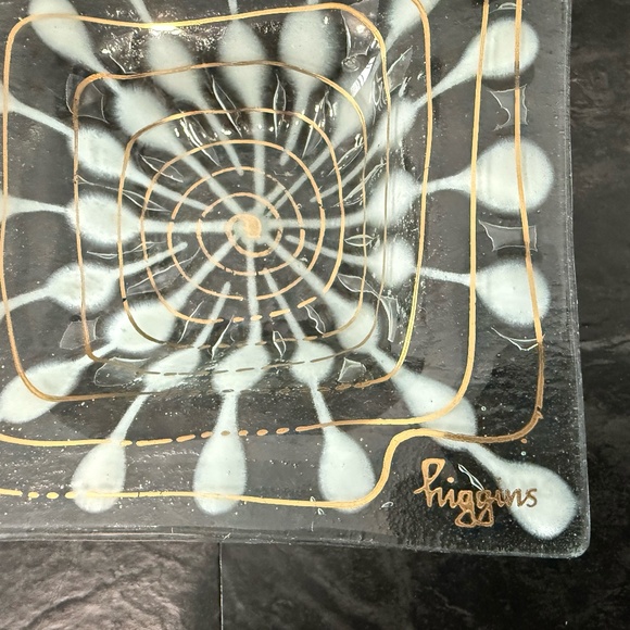 HIGGINS Glass Dish - Picture 12 of 13